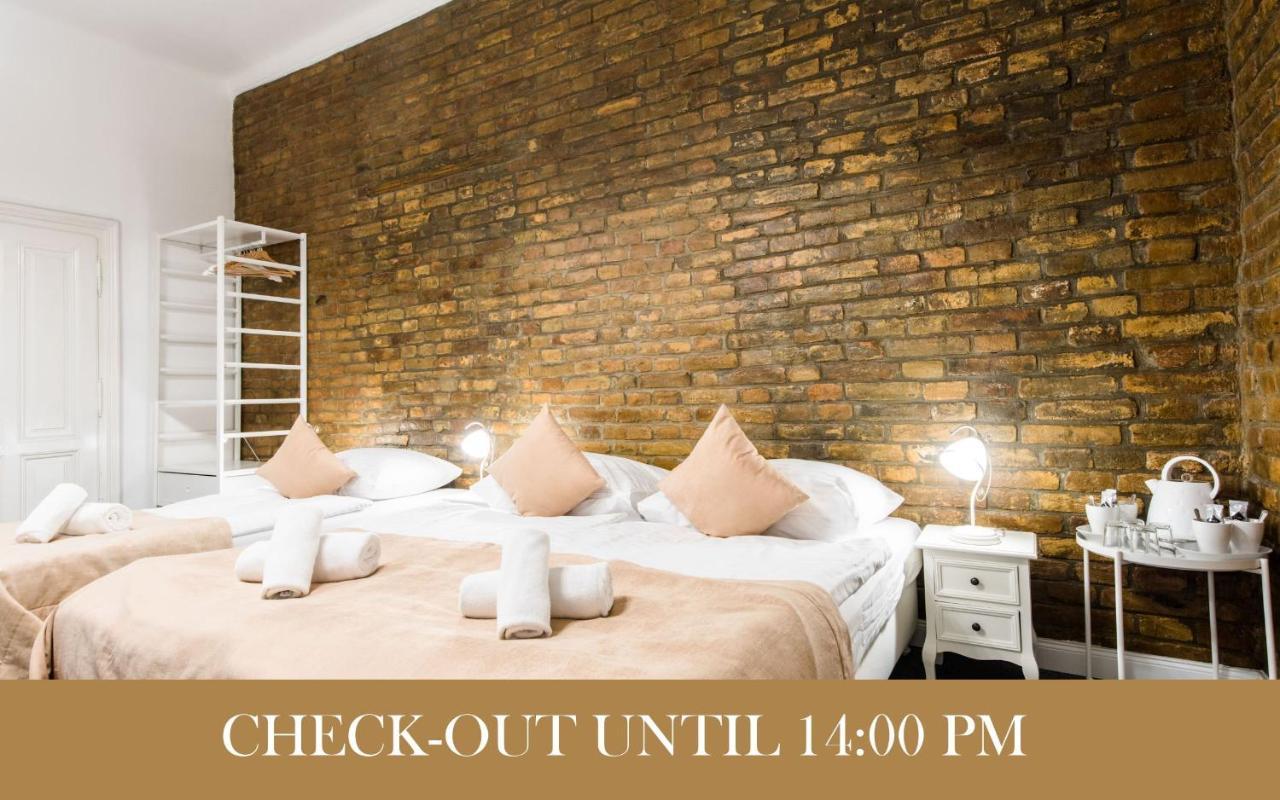 Downtown Bratislava B&B Bagian luar foto