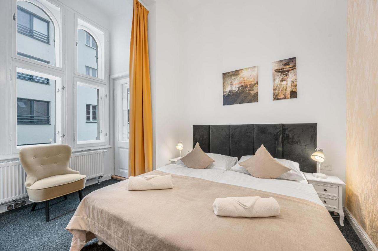 Downtown Bratislava B&B Bagian luar foto